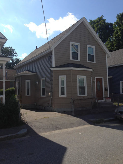 36 Clare St in Lowell, MA - Building Photo