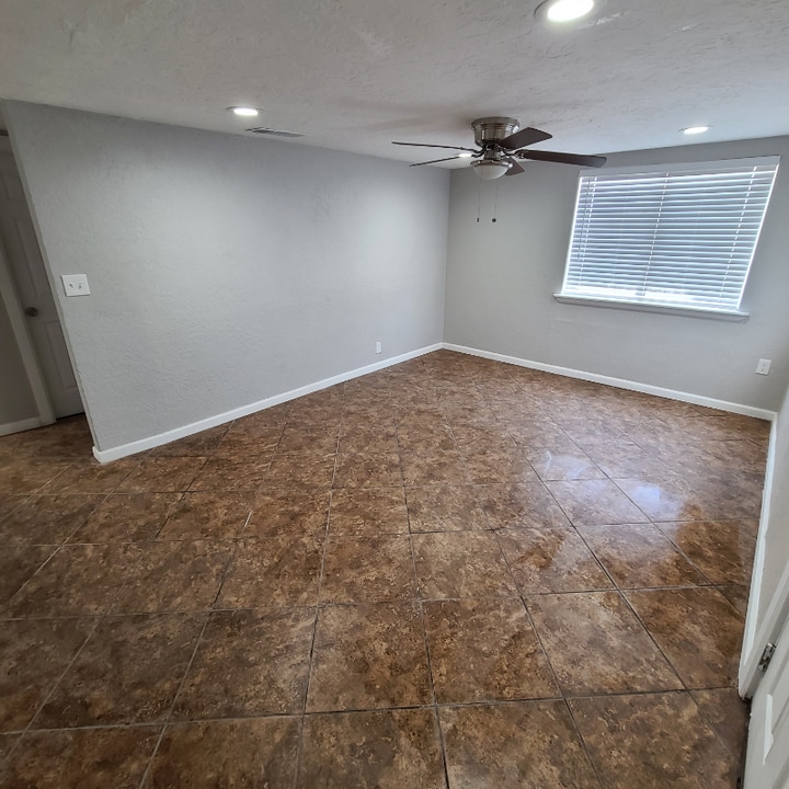 1419 S Monroe Ave in Roswell, NM - Building Photo