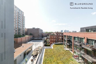 211 W Scott St in Chicago, IL - Building Photo - Building Photo
