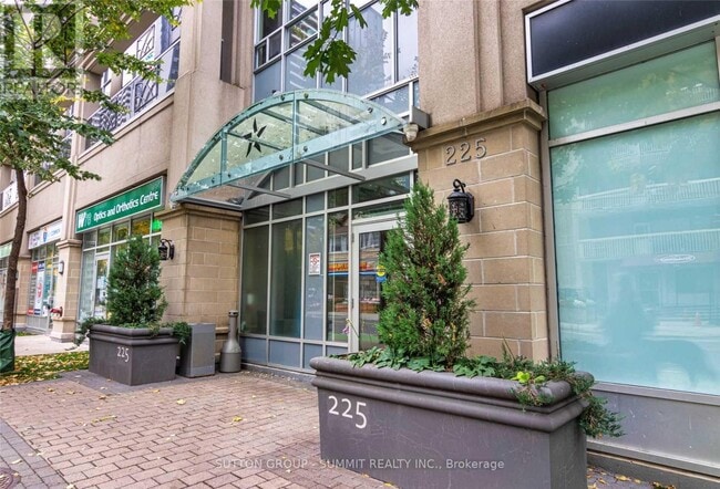 property at 225 Wellesley St E