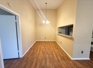 805 Lexington Rd in Elgin, TX - Building Photo - Building Photo