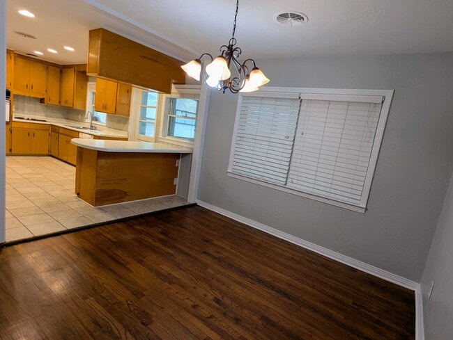 1512 Sunset Ln in Tallahassee, FL - Building Photo - Building Photo