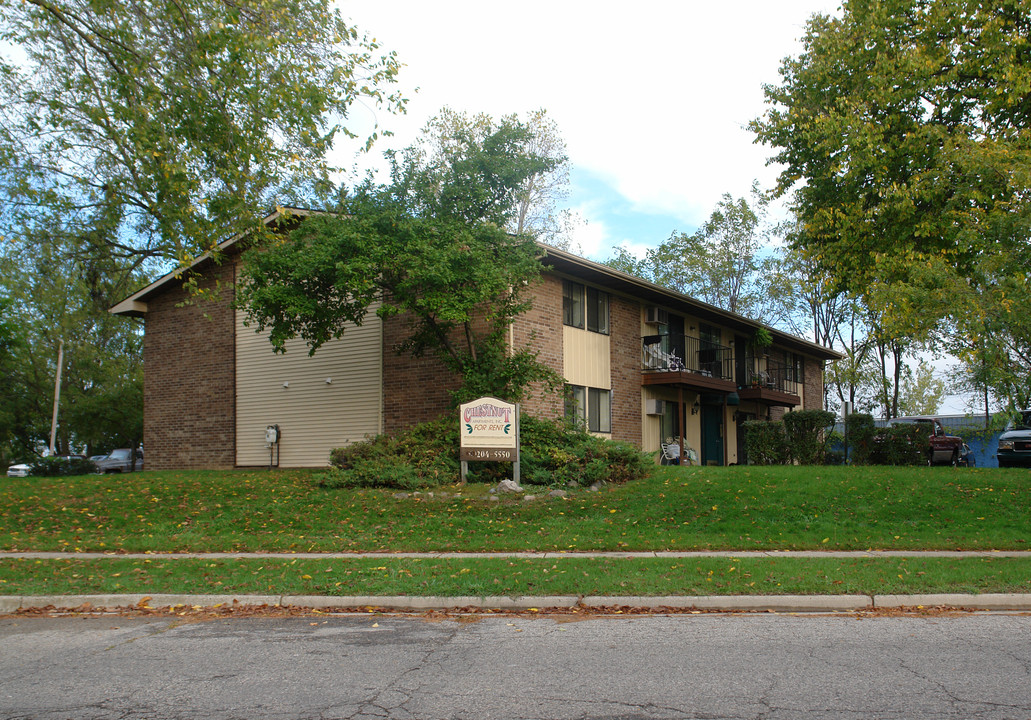 Chestnut Apartments Apartments in Lansing, MI - Building Photo