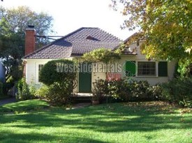 1808 W Mountain St in Glendale, CA - Building Photo