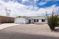 1031 Pueblo Dr in Lake Havasu City, AZ - Building Photo - Building Photo