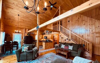 30 Glade Cir in Campton, NH - Building Photo - Building Photo