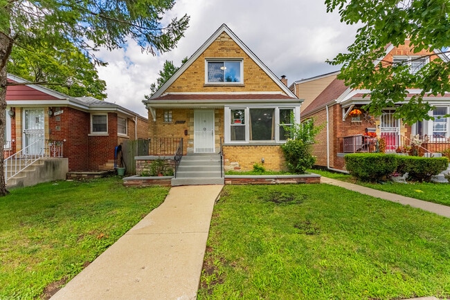 property at 3754 W 69th St