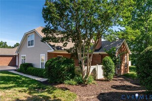 1542 Patriot Cir in Glen Allen, VA - Building Photo