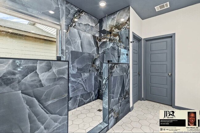 3306 Junction Bay in Converse, TX - Foto de edificio - Building Photo