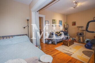 11 Park Dr, Unit 20 in Boston, MA - Building Photo - Building Photo