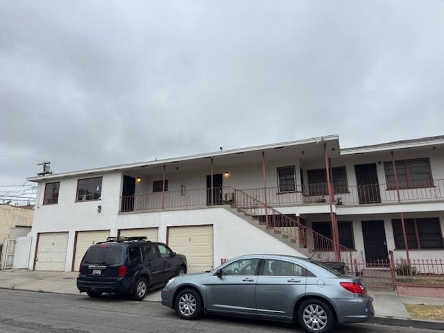 property at 1901 Cedar Ave