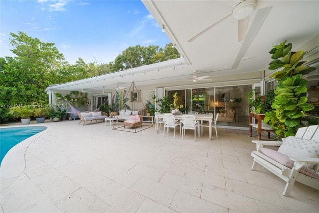 property at 341 Island Dr