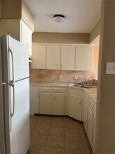 1204 St Joseph St in Houston, TX - Foto de edificio - Building Photo