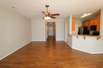 5907 Hollow Wood Ct in Winston-Salem, NC - Building Photo - Building Photo