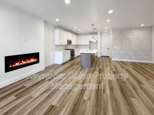 450 E Presidio Ln in Eagle, ID - Building Photo - Building Photo