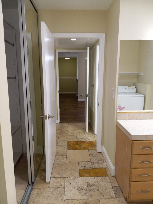 25716 Player Dr in Santa Clarita, CA - Building Photo - Building Photo