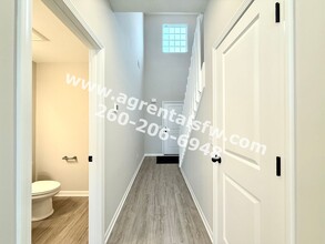 1303 W Hamilton Rd N in Fort Wayne, IN - Building Photo - Building Photo