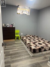 140 Windflower Dr in Kitchener, ON - Building Photo - Building Photo