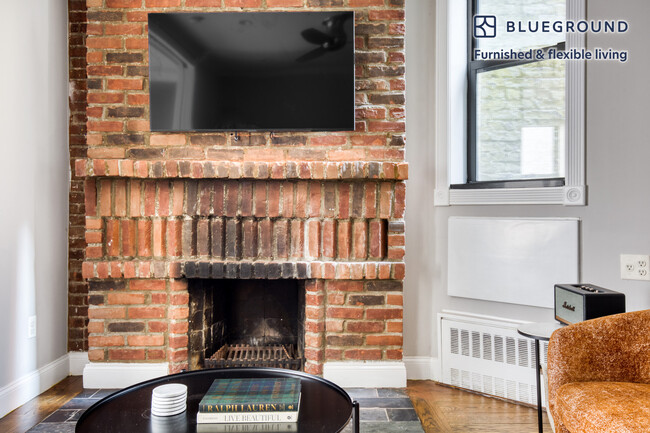 209 E 25th St, Unit FL3-ID826 in New York, NY - Building Photo - Building Photo