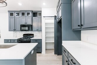 1704 Elkhart Ave in Lubbock, TX - Building Photo - Building Photo