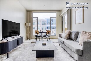 2865 Park Blvd, Unit SI FL2-ID802 in Palo Alto, CA - Building Photo