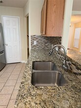 7822 Winding Creek View in Houston, TX - Building Photo - Building Photo