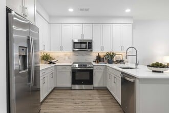 The Piermont in Hillsdale, NJ - Foto de edificio - Building Photo