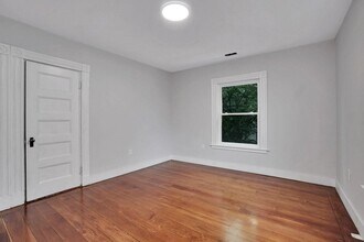 11 South Munroe Ter, Unit 2 in Boston, MA - Building Photo - Building Photo