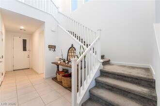 720 Emerson Creek Ct in North Las Vegas, NV - Building Photo - Building Photo