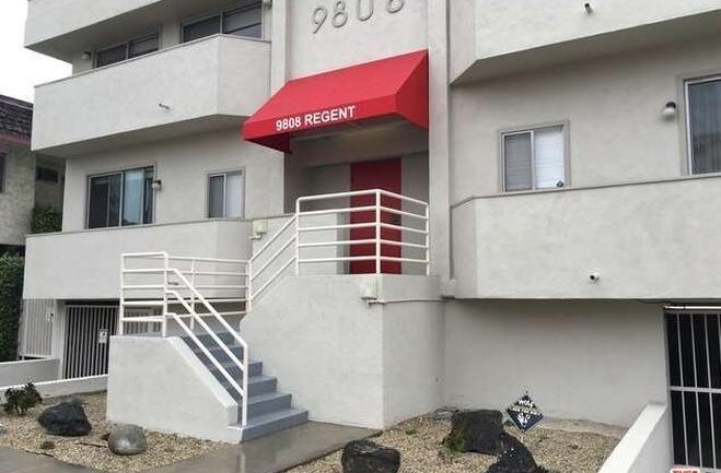 9808 Regent St, Unit 4 in Los Angeles, CA - Building Photo