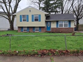2003 Ashbourne Rd in Anderson, IN - Building Photo