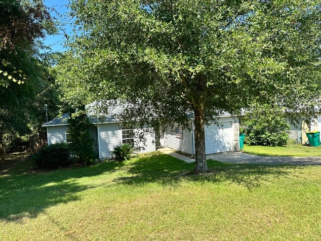 2987 Windsor Cir in Crestview, FL - Building Photo - Building Photo