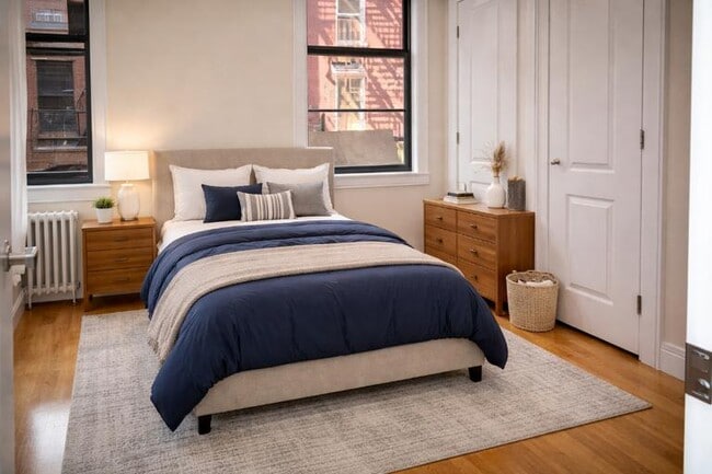 120 1/2 1ST AVE (ST MARKS & 7TH ST) #1 in New York, NY - Foto de edificio - Building Photo