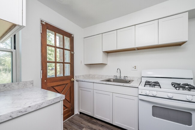North Ave Apartments