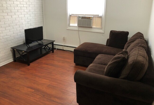 135 5th St in Elizabeth, NJ - Building Photo - Building Photo