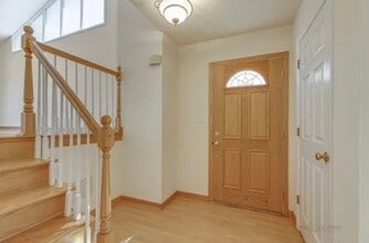 315 E Valley Ln in Arlington Heights, IL - Building Photo - Building Photo