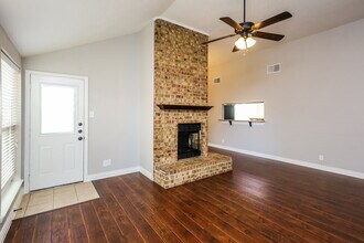 8705 Elbe Trail in Fort Worth, TX - Building Photo - Building Photo
