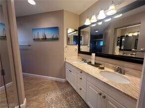 975 Partridge Cir in Naples, FL - Building Photo - Building Photo