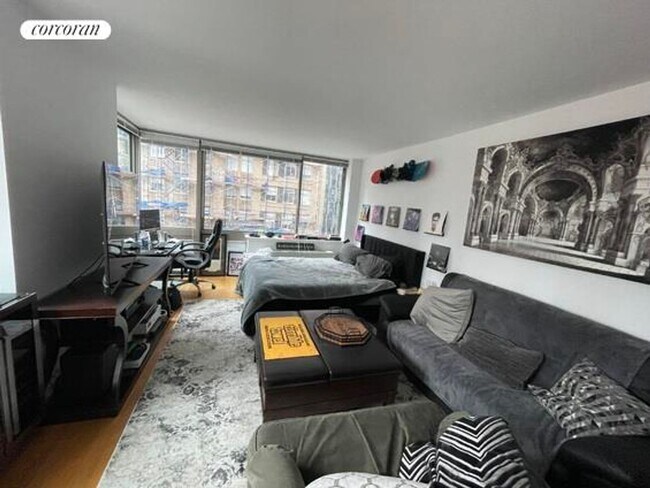 2 Gold St in New York, NY - Building Photo - Building Photo
