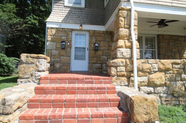 1412 W 51 St in Kansas City, MO - Building Photo - Building Photo
