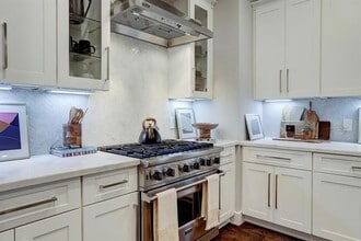 1319 Isabella St in Houston, TX - Building Photo - Building Photo