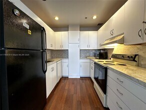 2829 Indian Creek Dr in Miami Beach, FL - Building Photo - Building Photo