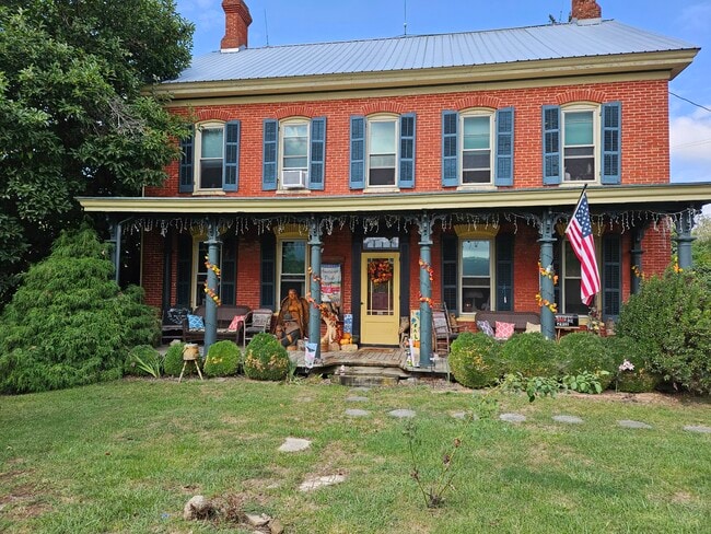 property at 14443 Midvale Rd