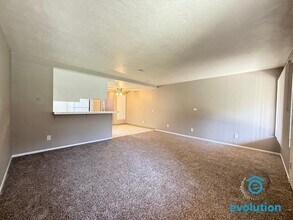 332 Compton St in El Cajon, CA - Building Photo - Building Photo