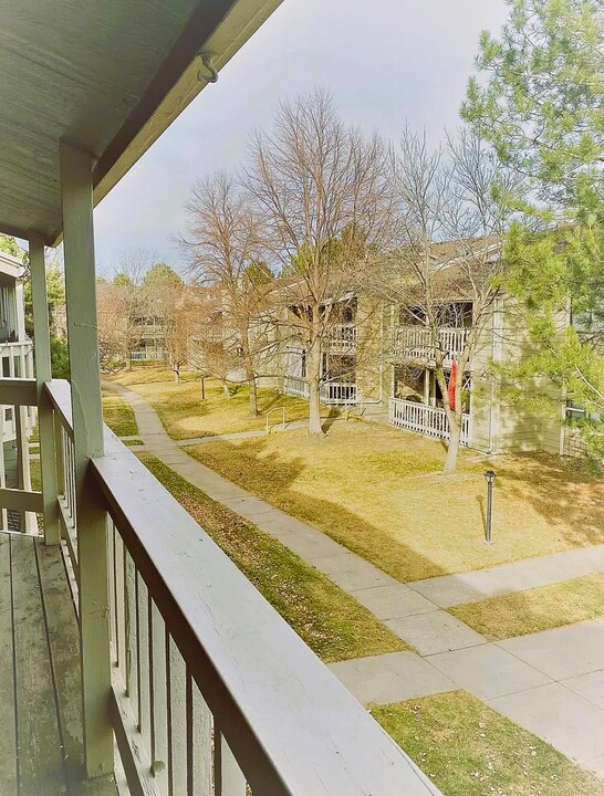 8225 Fairmount Dr, Unit 6-207 in Denver, CO - Building Photo