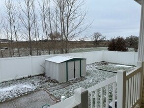 1928 28th St SW in Minot, ND - Building Photo - Building Photo