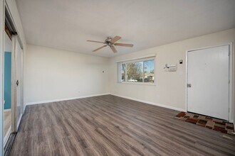 2168 Ferran Ave in Sacramento, CA - Building Photo - Building Photo