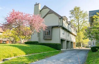 549 University Ave in Rochester, NY - Building Photo