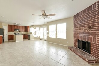 13203 Loma Vallejo in San Antonio, TX - Building Photo - Building Photo