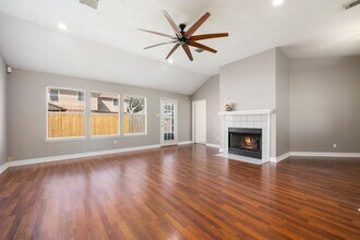 4754 Widerop Ln in Friendswood, TX - Building Photo - Building Photo